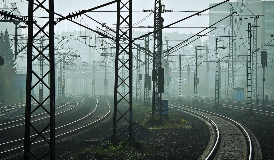 Grupo D ) Ferrocarriles